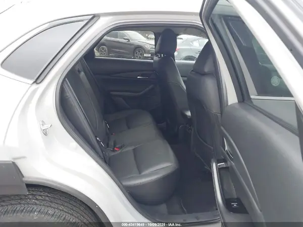 3MVDMBCM3SM783765 2025 MAZDA CX-30 - Image 8