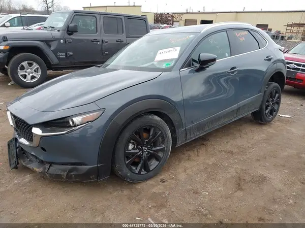 3MVDMBCM3SM799805 2025 MAZDA CX-30 - Image 2