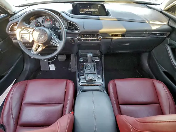 3MVDMBCM3SM812598 2025 MAZDA CX-30 - Image 8