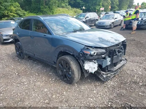 3MVDMBCM4PM558181 2023 MAZDA CX-30 - Image 1