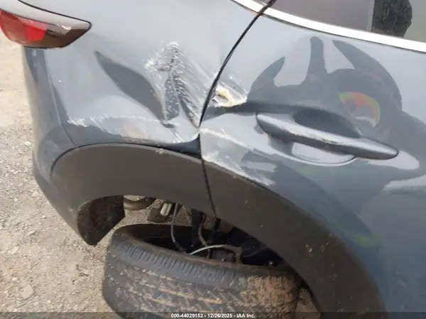 3MVDMBCM4PM579371 2023 MAZDA CX-30 - Image 8