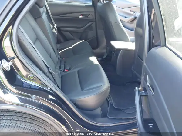 3MVDMBCM4RM607530 2024 MAZDA CX-30 - Image 8