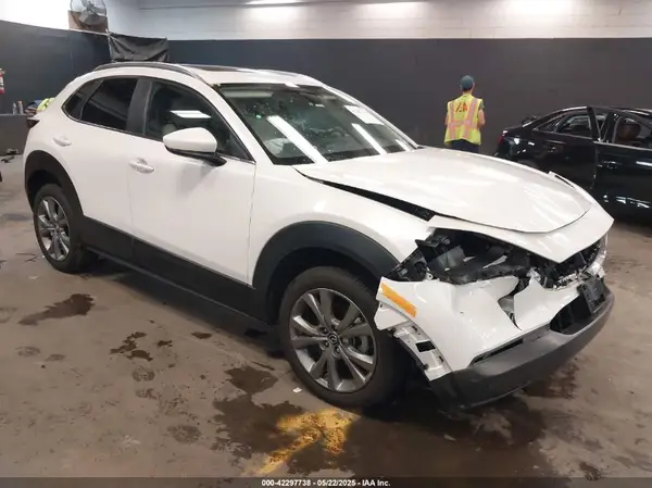 3MVDMBCM4RM657165 2024 MAZDA CX-30 - Image 1