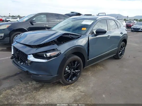 3MVDMBCM4RM671177 2024 MAZDA CX-30 - Image 2