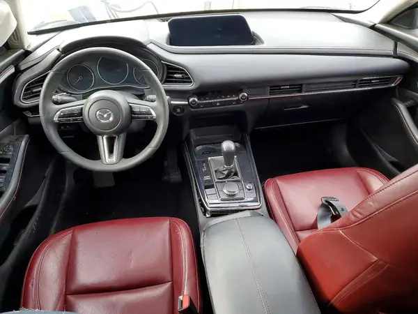 3MVDMBCM4SM773617 2025 MAZDA CX-30 - Image 8