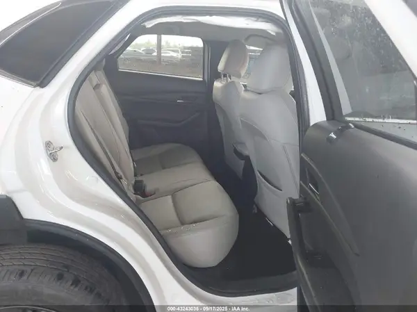3MVDMBCM5PM521222 2023 MAZDA CX-30 - Image 8