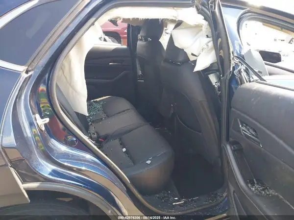 3MVDMBCM5PM556052 2023 MAZDA CX-30 - Image 8