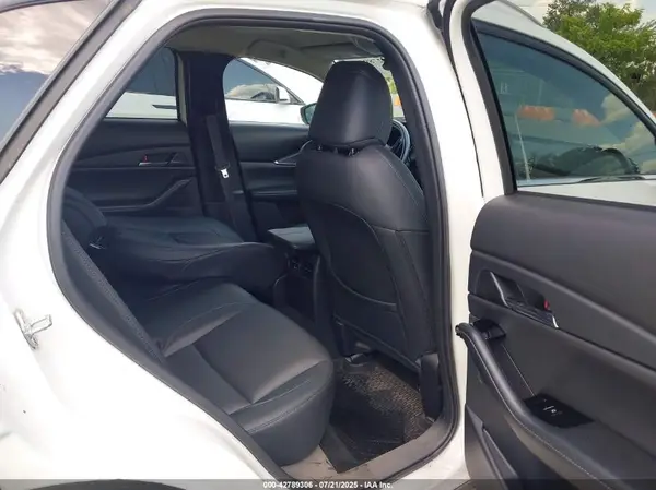 3MVDMBCM5PM588872 2023 MAZDA CX-30 - Image 8