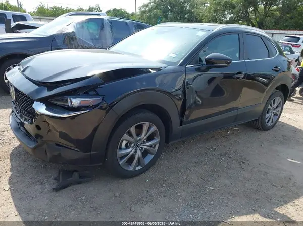 3MVDMBCM5SM781483 2025 MAZDA CX-30 - Image 2