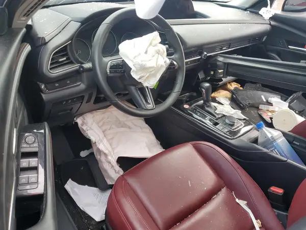 3MVDMBCM5SM801439 2025 MAZDA CX-30 - Image 8