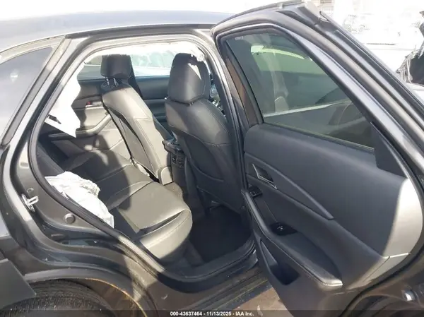 3MVDMBCM5SM806477 2025 MAZDA CX-30 - Image 8