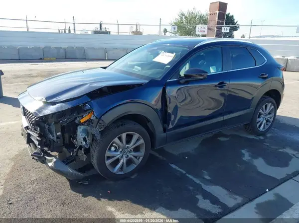 3MVDMBCM5SM809444 2025 MAZDA CX-30 - Image 2