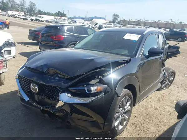 3MVDMBCM5SM828608 2025 MAZDA CX-30 - Image 2