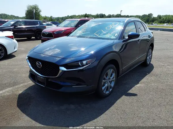 3MVDMBCM6SM755135 2025 MAZDA CX-30 - Image 2