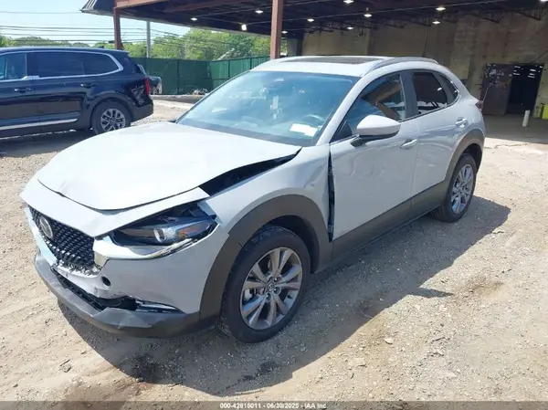 3MVDMBCM6SM803295 2025 MAZDA CX-30 - Image 2