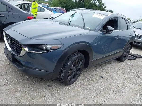 3MVDMBCM7RM602127 2024 MAZDA CX-30 - Image 2