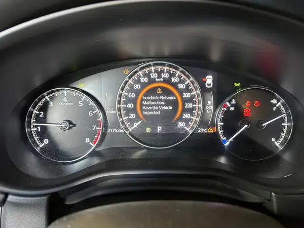3MVDMBCM7RM695957 2024 MAZDA CX-30 - Image 8
