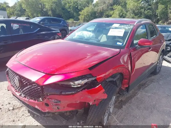 3MVDMBCM7SM780724 2025 MAZDA CX-30 - Image 2