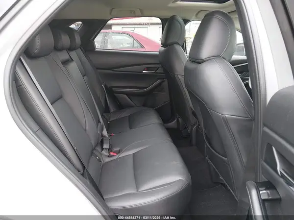 3MVDMBCM7SM782165 2025 MAZDA CX-30 - Image 8