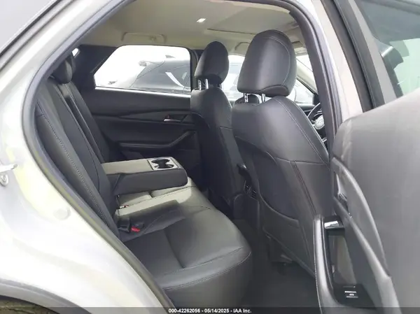 3MVDMBCM7SM801412 2025 MAZDA CX-30 - Image 8