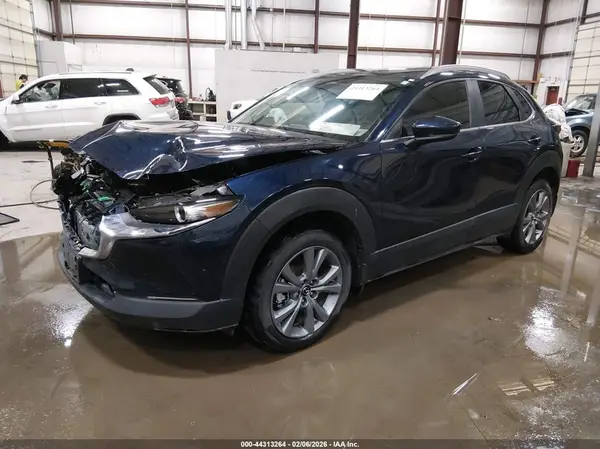 3MVDMBCM7SM814516 2025 MAZDA CX-30 - Image 2