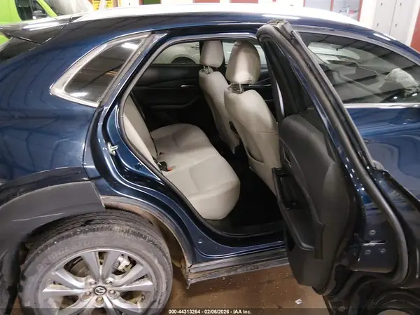 3MVDMBCM7SM814516 2025 MAZDA CX-30 - Image 8