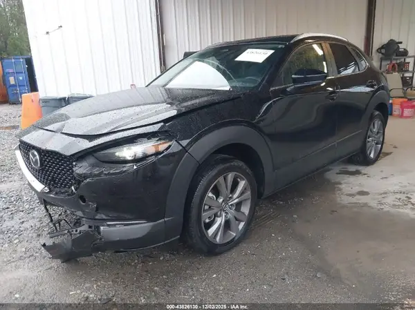 3MVDMBCM7SM838556 2025 MAZDA CX-30 - Image 2