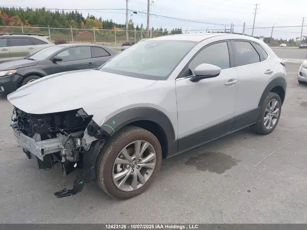 3MVDMBCM7SM859097 2025 MAZDA CX-30 - Image 2