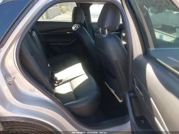 3MVDMBCM8PM561388 2023 MAZDA CX-30 - Image 8
