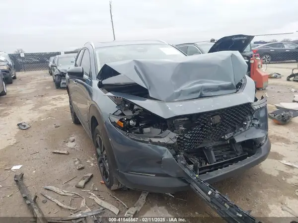 3MVDMBCM8RM645875 2024 MAZDA CX-30 - Image 1