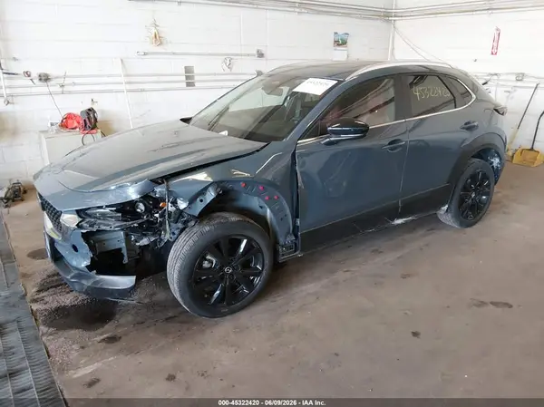 3MVDMBCM8RM684546 2024 MAZDA CX-30 - Image 2