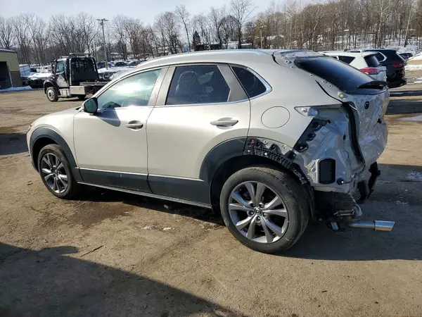 3MVDMBCM8RM715083 2024 MAZDA CX-30 - Image 2