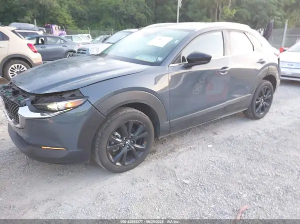 3MVDMBCM8SM752673 2025 MAZDA CX-30 - Image 2