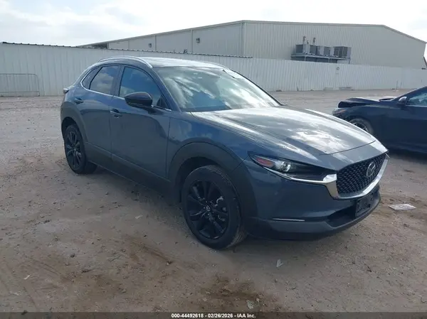 3MVDMBCM8SM780456 2025 MAZDA CX-30 - Image 1