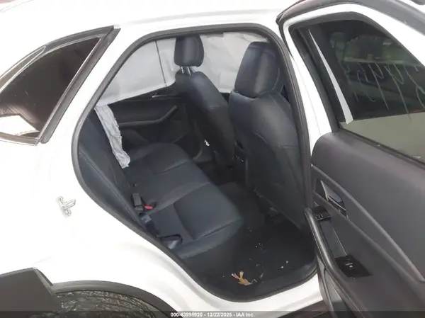 3MVDMBCM8SM782501 2025 MAZDA CX-30 - Image 8