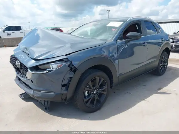 3MVDMBCM8SM806487 2025 MAZDA CX-30 - Image 2