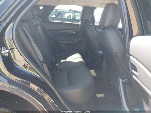 3MVDMBCM8SM812080 2025 MAZDA CX-30 - Image 8