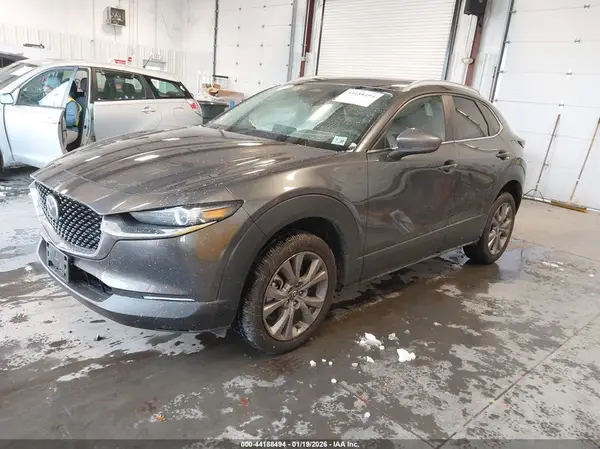 3MVDMBCM8SM813116 2025 MAZDA CX-30 - Image 2