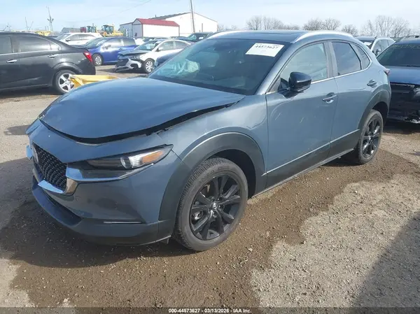 3MVDMBCM8SM814704 2025 MAZDA CX-30 - Image 2