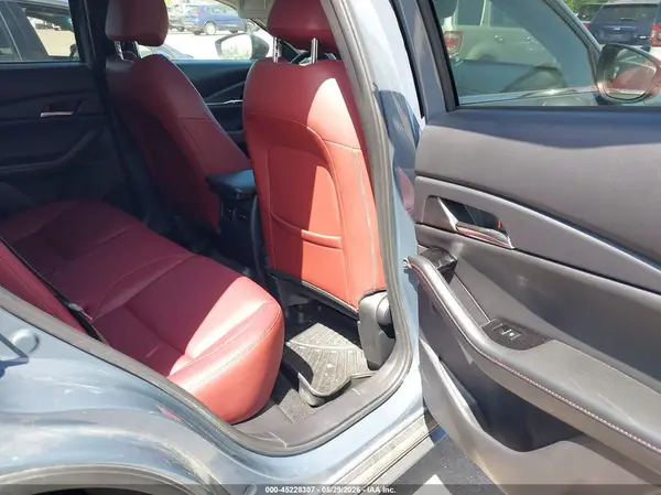 3MVDMBCM9RM637056 2024 MAZDA CX-30 - Image 8