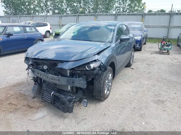 3MVDMBCM9RM657419 2024 MAZDA CX-30 - Image 2