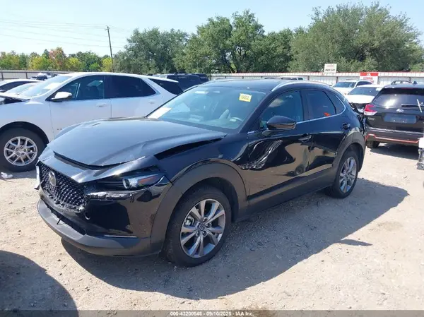 3MVDMBCM9SM780031 2025 MAZDA CX-30 - Image 2