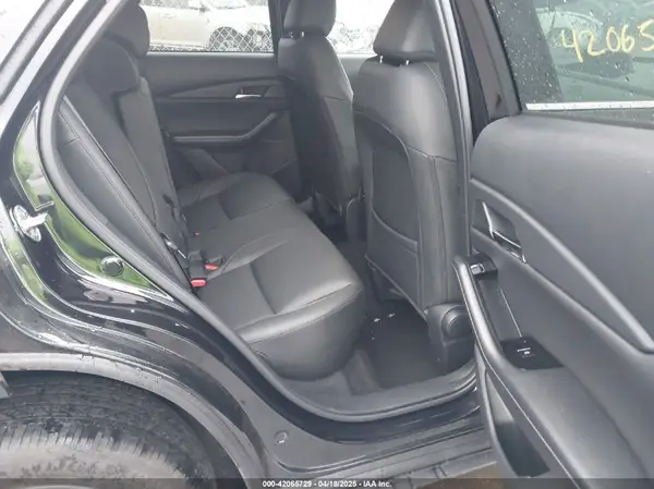 3MVDMBCM9SM783429 2025 MAZDA CX-30 - Image 8