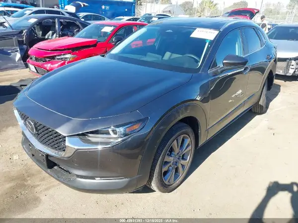 3MVDMBCM9SM840583 2025 MAZDA CX-30 - Image 2