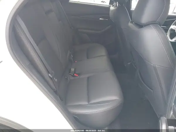 3MVDMBCMXPM545550 2023 MAZDA CX-30 - Image 8