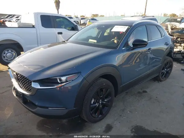 3MVDMBCMXRM686797 2024 MAZDA CX-30 - Image 2
