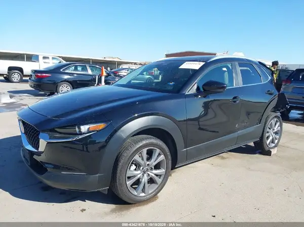 3MVDMBCMXRM702013 2024 MAZDA CX-30 - Image 2