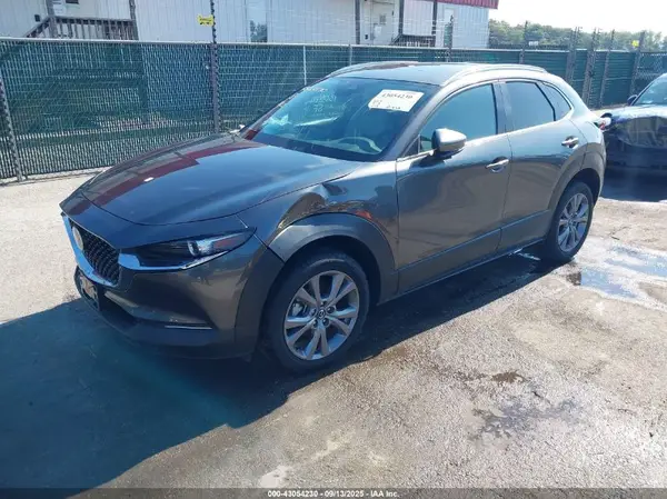 3MVDMBCMXSM752657 2025 MAZDA CX-30 - Image 2
