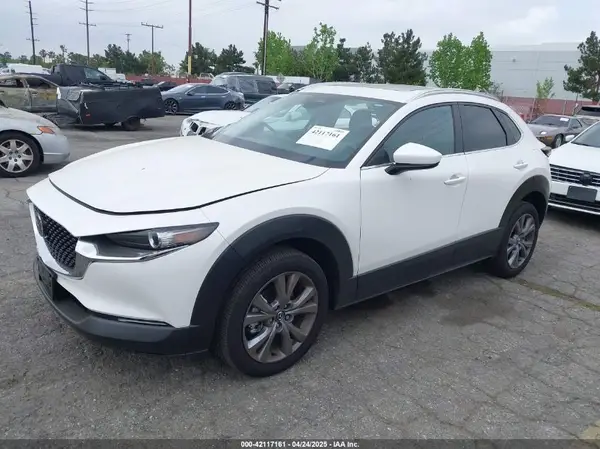 3MVDMBCMXSM768048 2025 MAZDA CX-30 - Image 2