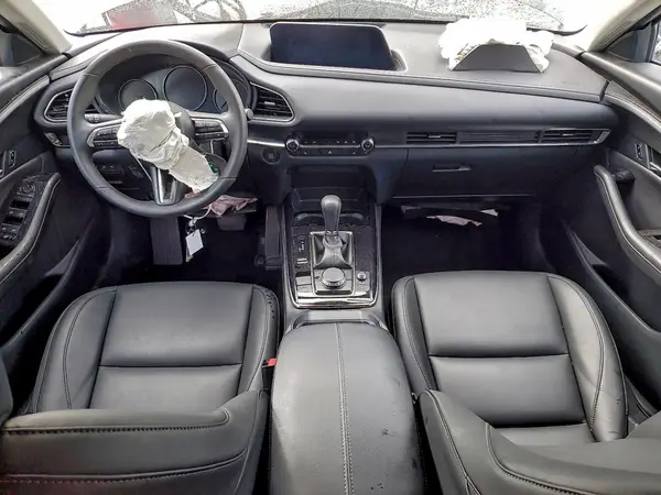 3MVDMBCMXSM771886 2025 MAZDA CX-30 - Image 8